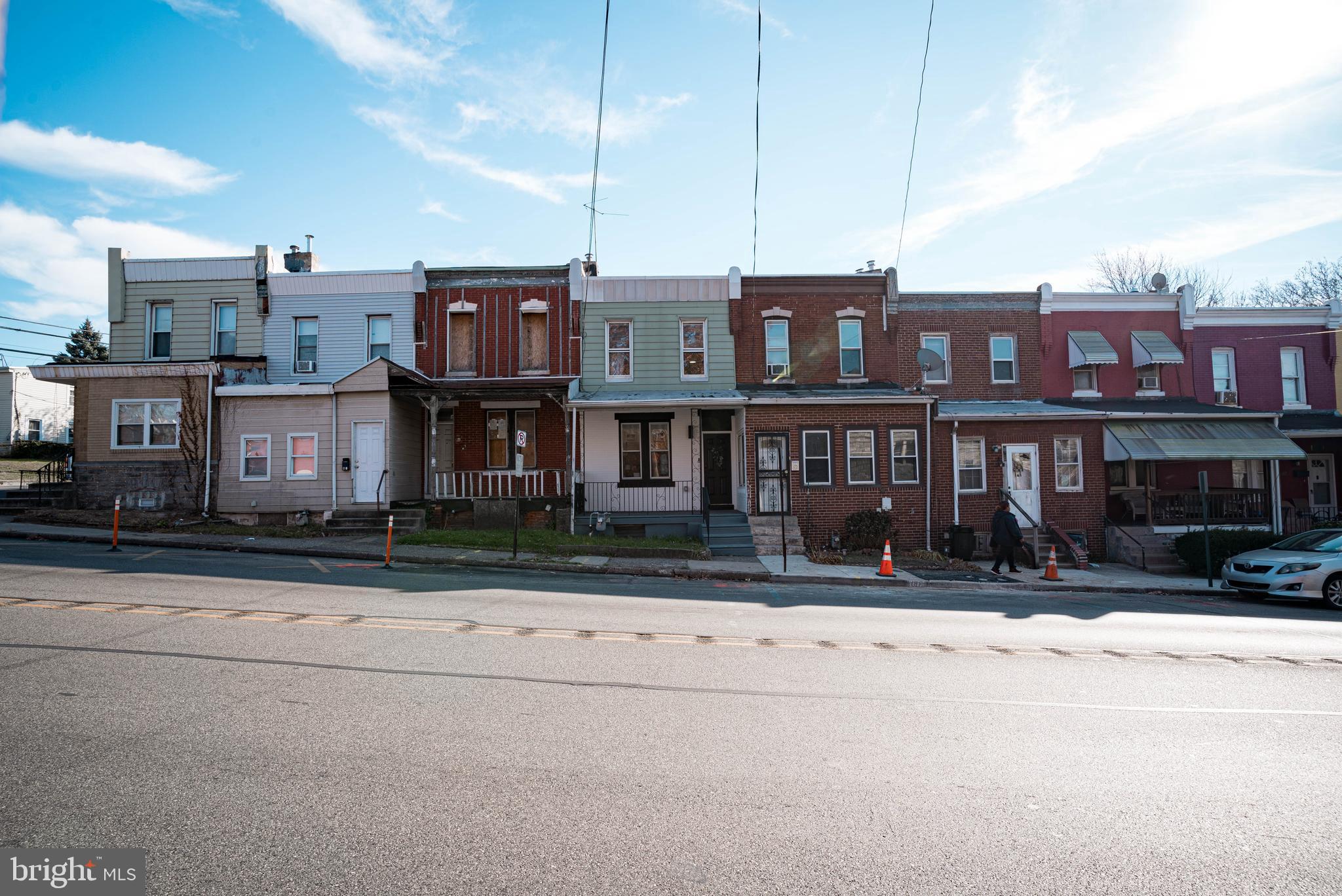 64 N MacDade Blvd