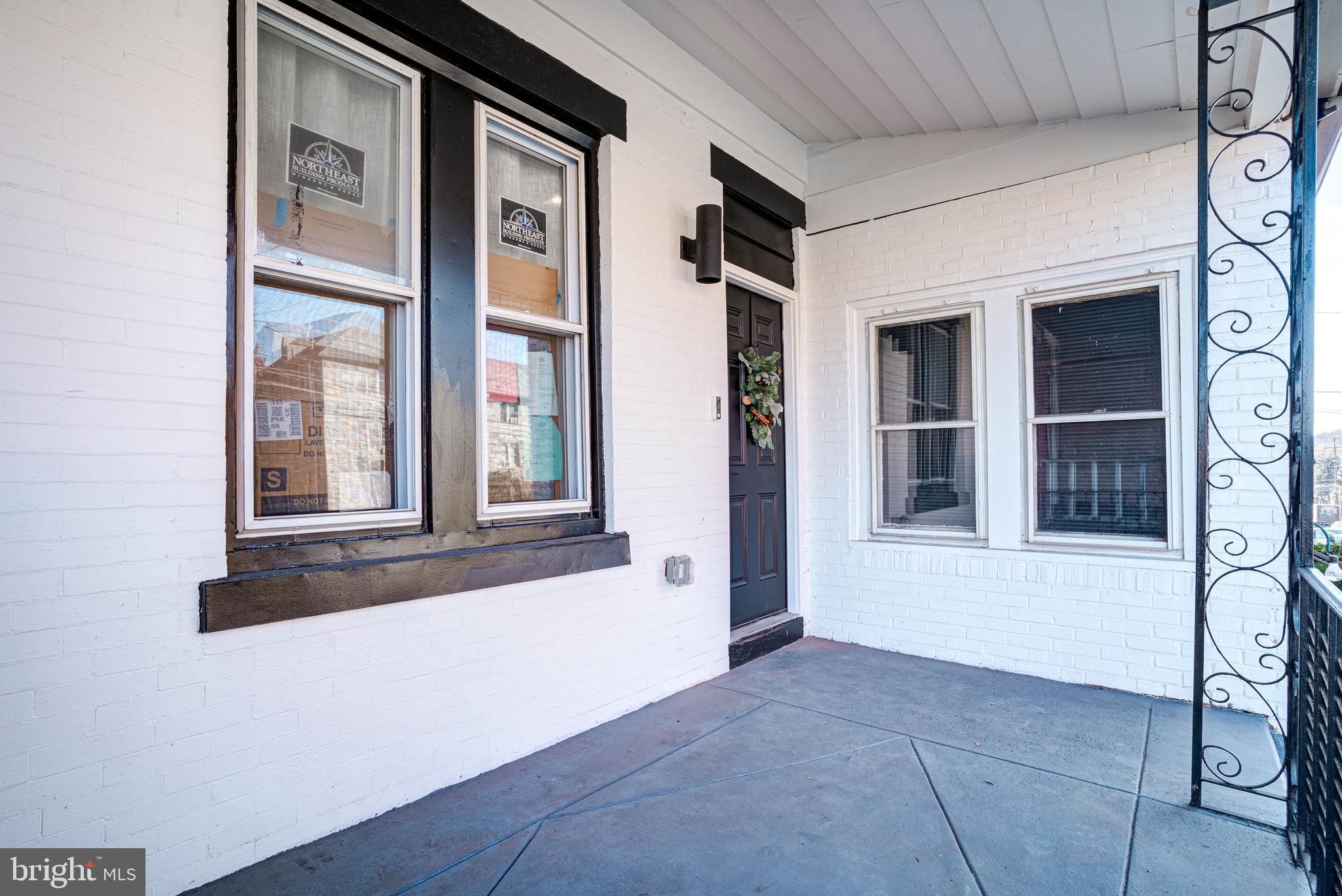 64 N MacDade Blvd
