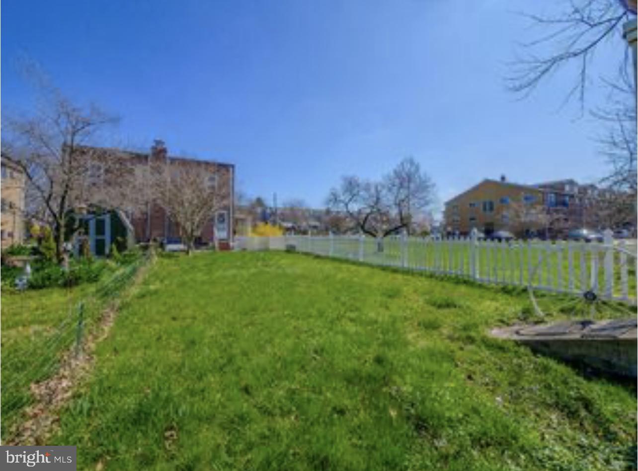 1224 EDDYSTONE AVE