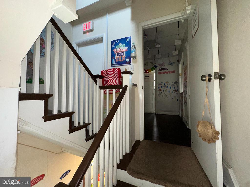 223 E Park Rd