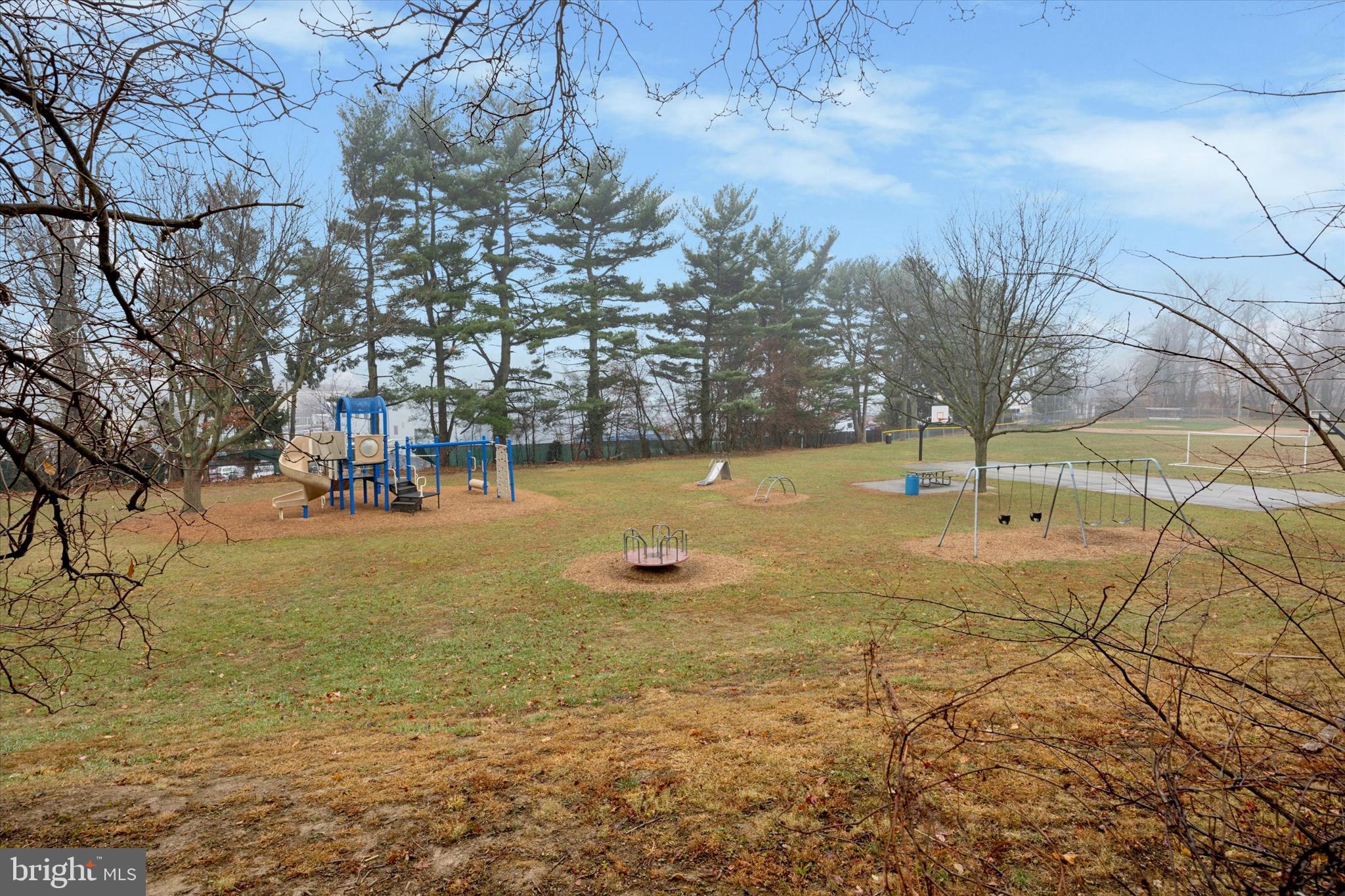 165 Netherwood Dr
