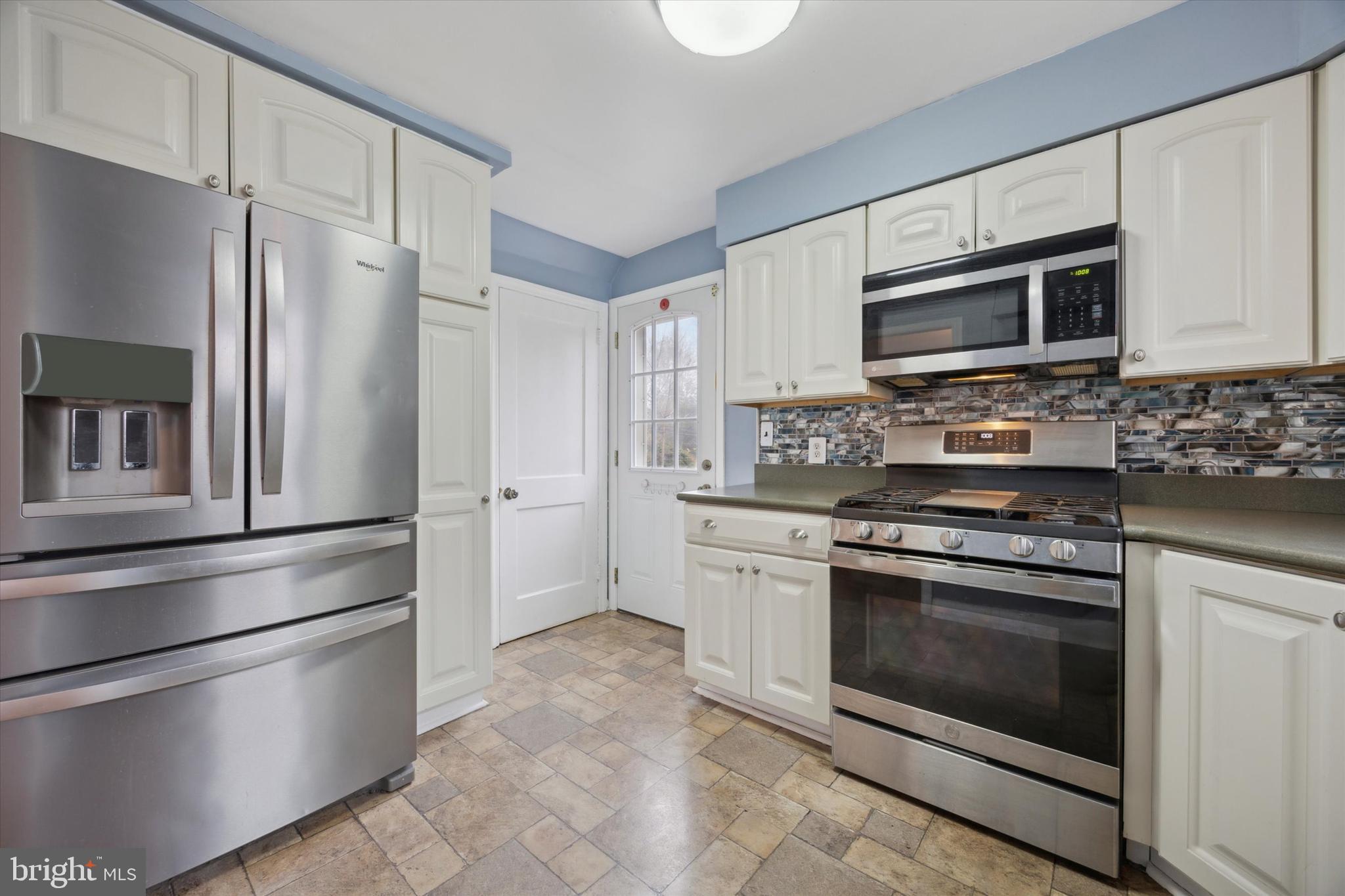 165 Netherwood Dr