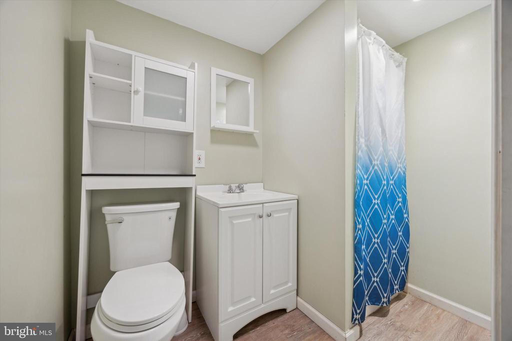 165 Netherwood Dr