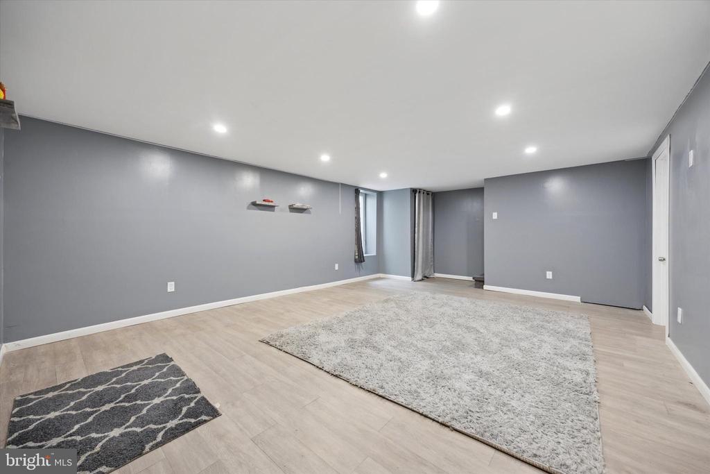 165 Netherwood Dr