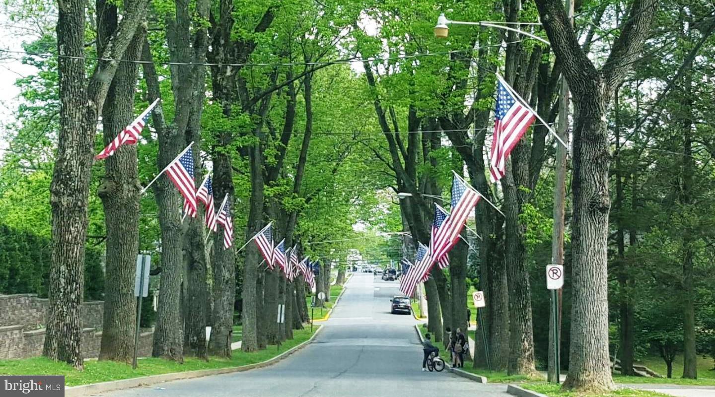 100 E Glenolden Ave #E-16