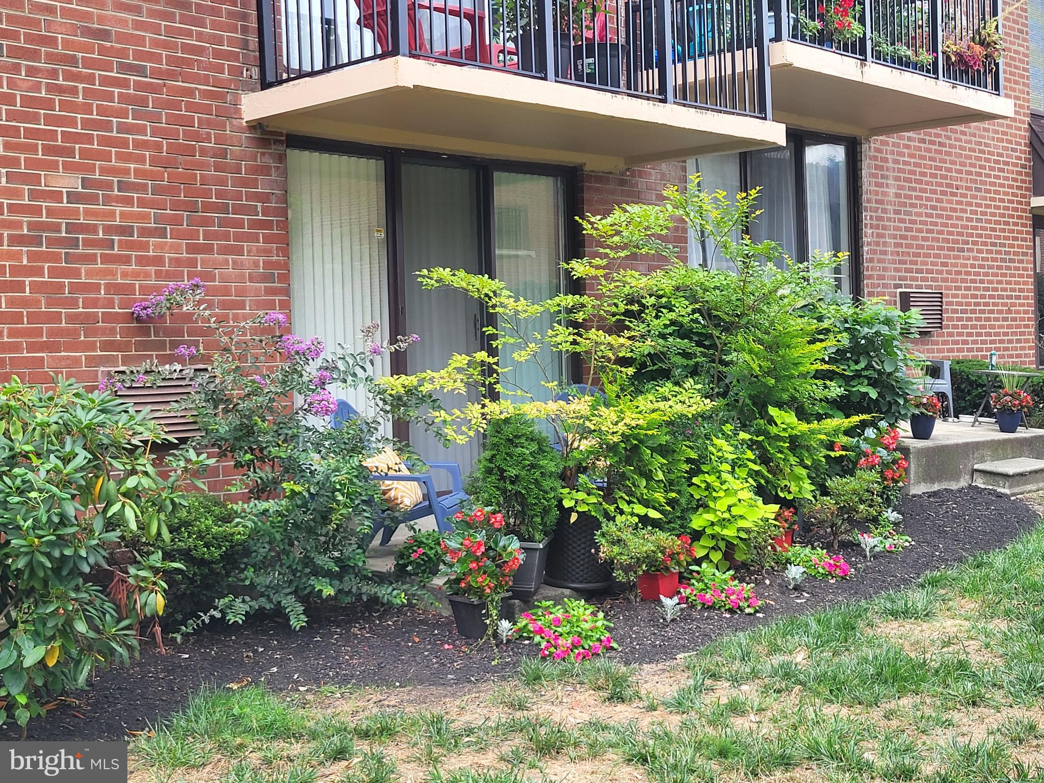 100 E Glenolden Ave #E-16