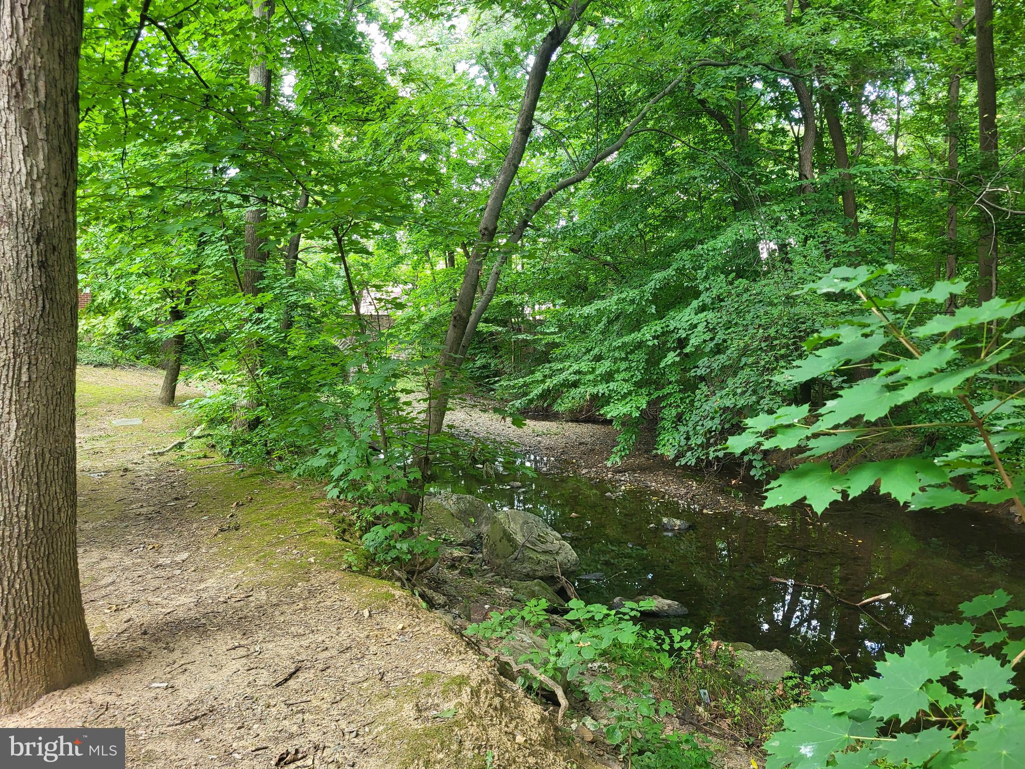 100 E Glenolden Ave #E-16