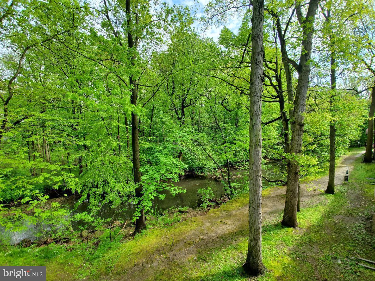 100 E Glenolden Ave #E-16