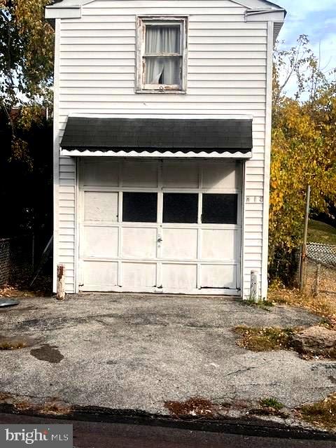 719 Taylor Dr