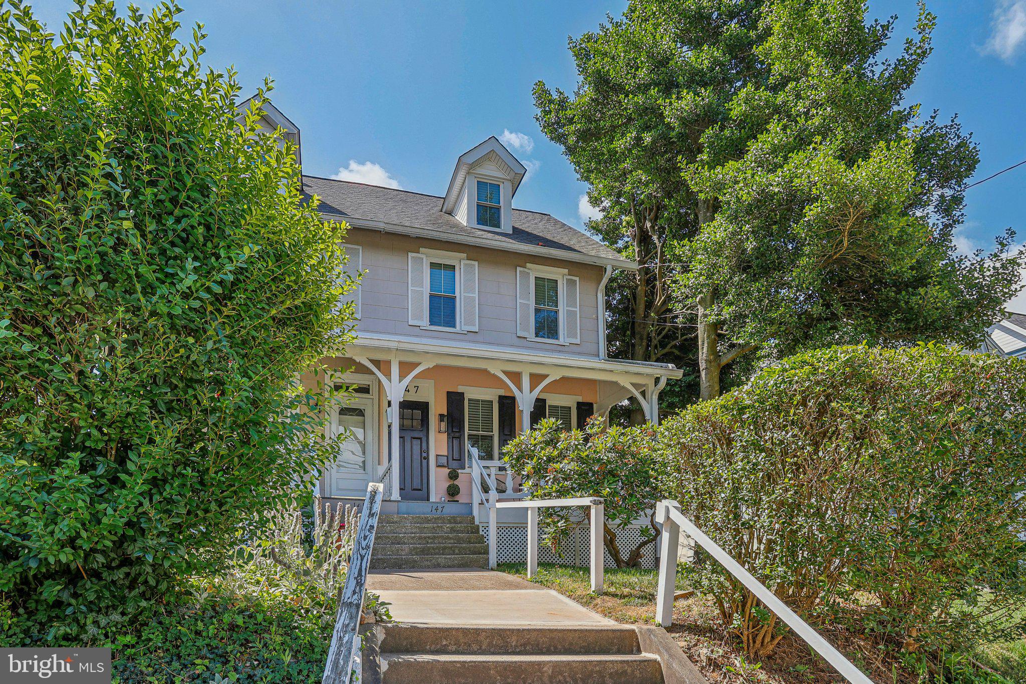 147 Lowrys Ln