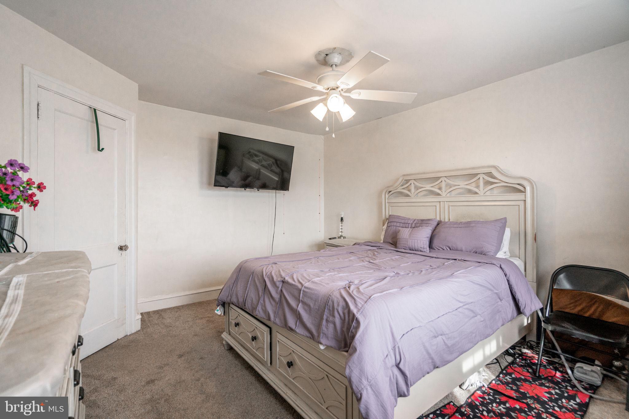 133 Woodlawn Ave