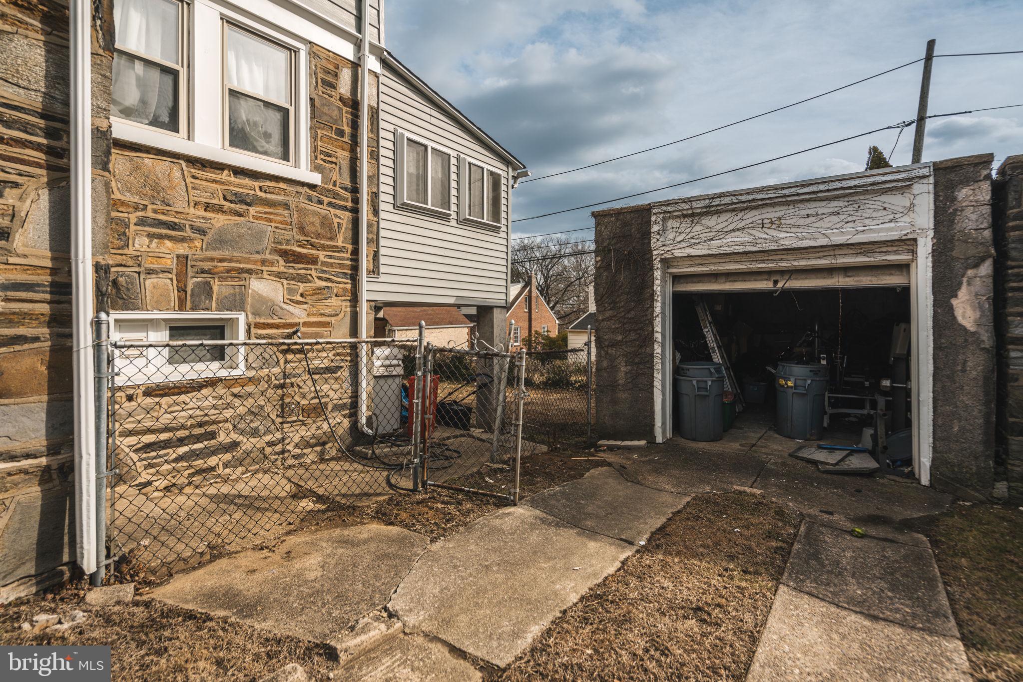 133 Woodlawn Ave