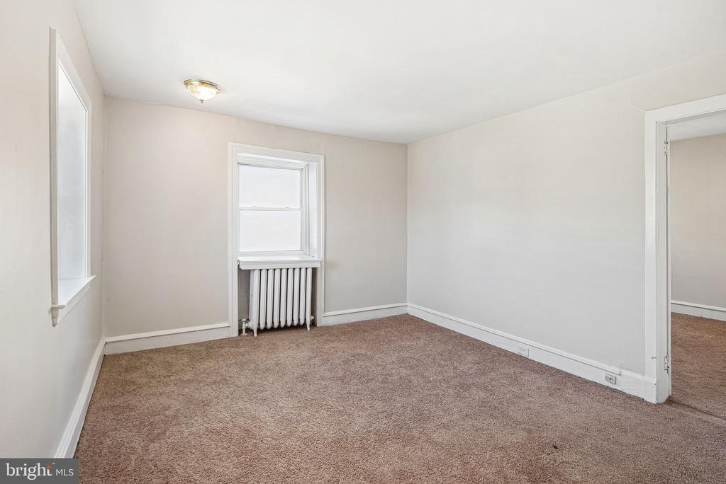 7103 PENARTH AVE
