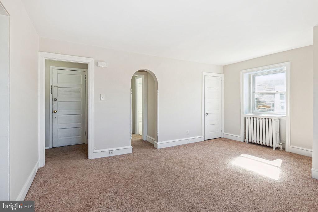 7103 PENARTH AVE