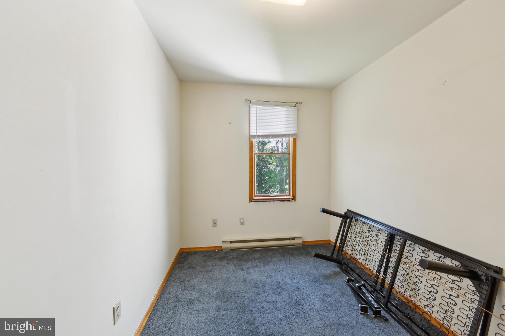 216 Howarth Rd