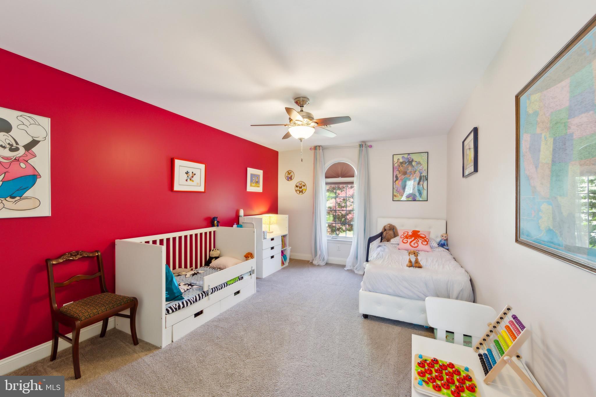 216 Howarth Rd