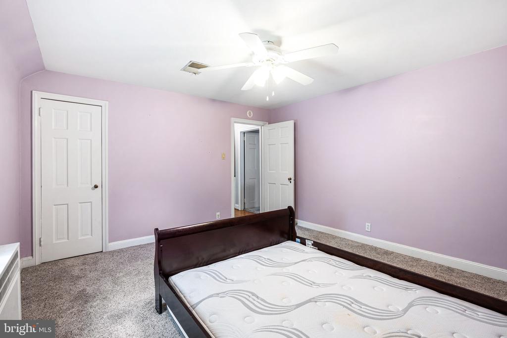 5005 Smithfield Rd