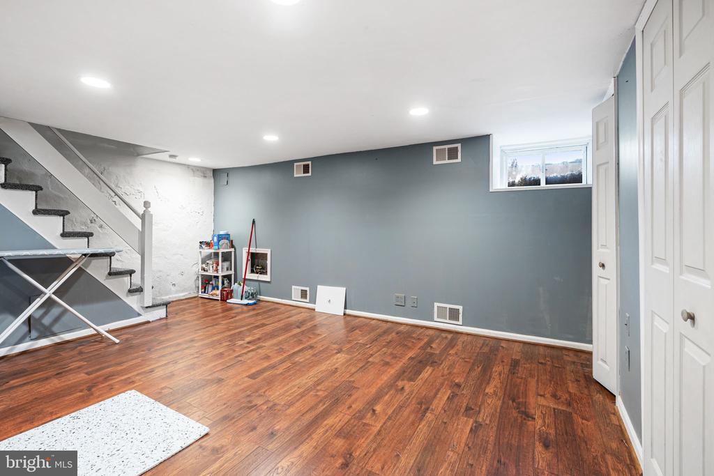 5005 Smithfield Rd