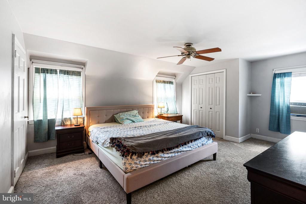 5005 Smithfield Rd