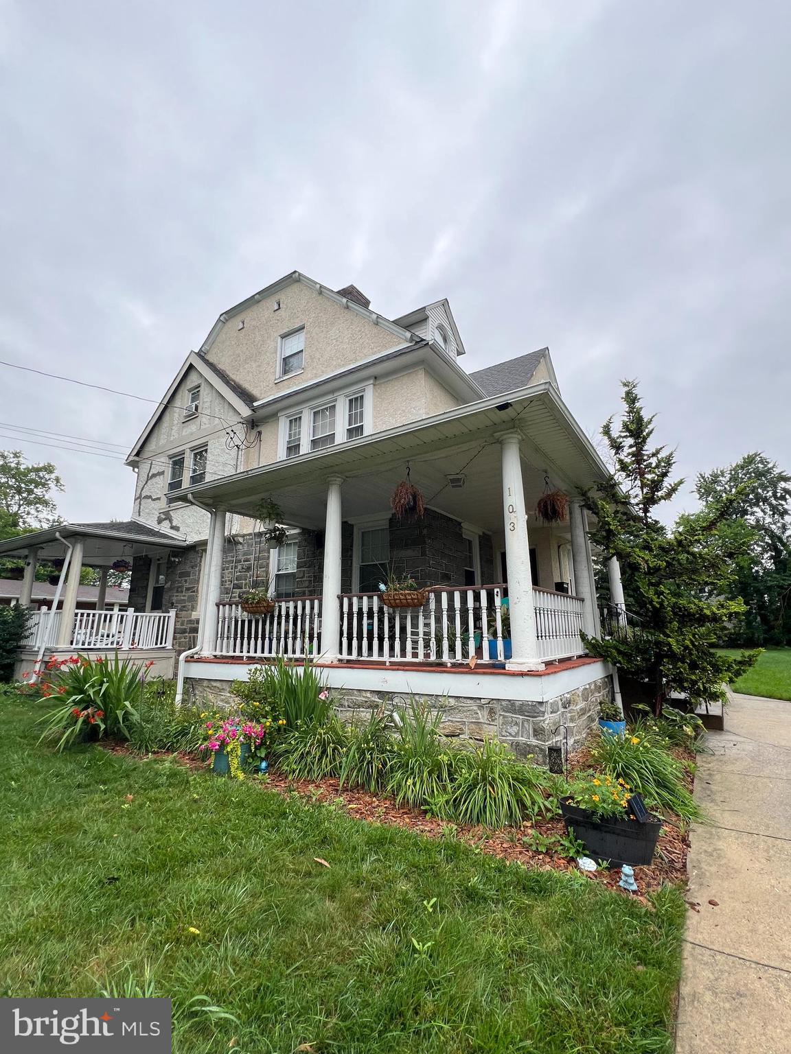 103 Lincoln Ave
