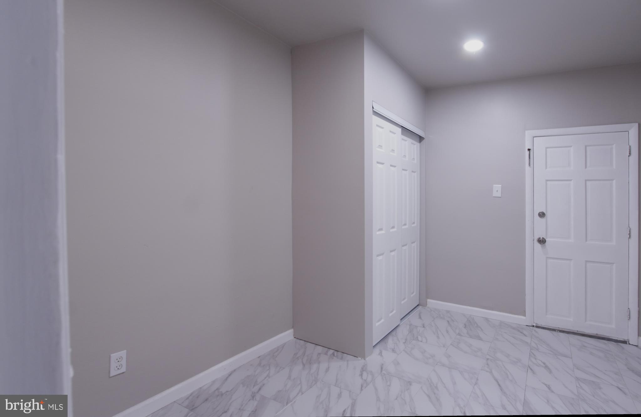 803 W Mary St