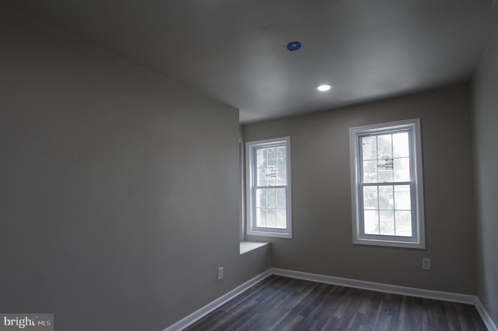 803 W Mary St