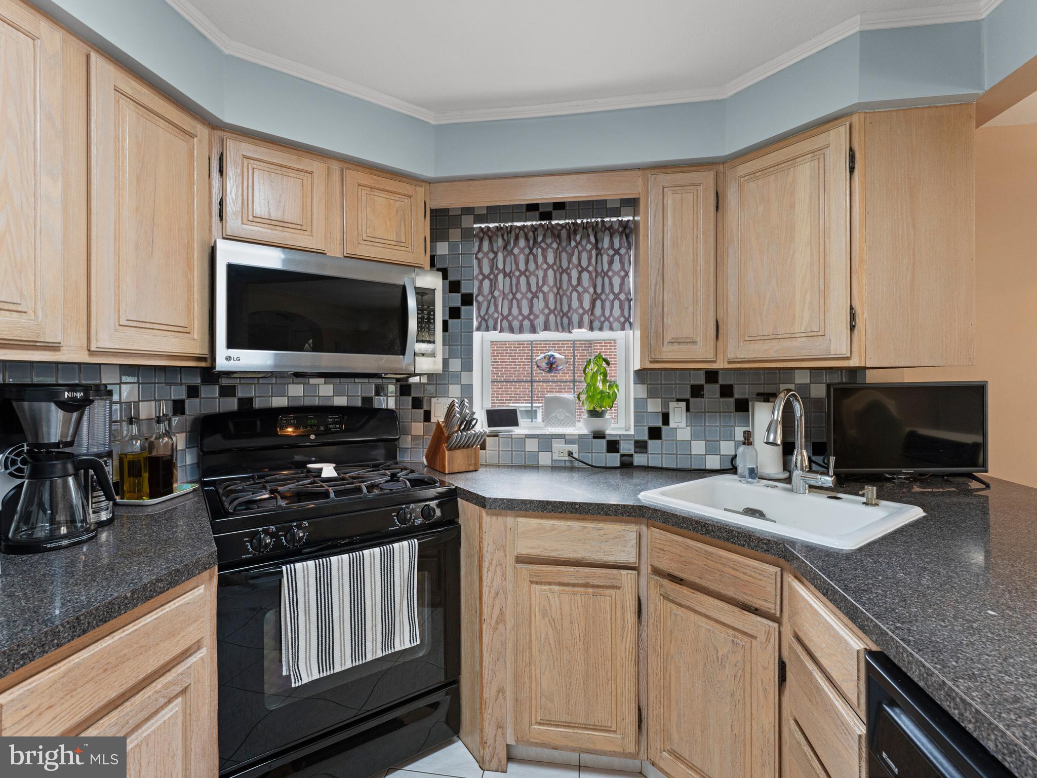 353 Kirks Ln