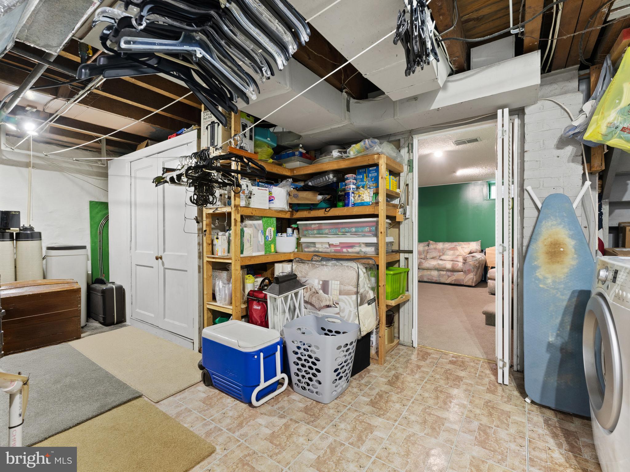 353 Kirks Ln