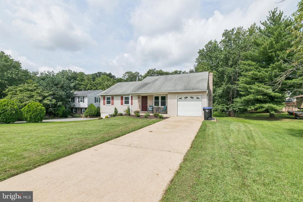 2401 W Colonial Dr
