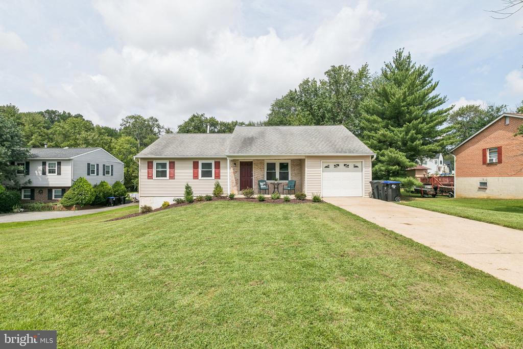 2401 W Colonial Dr