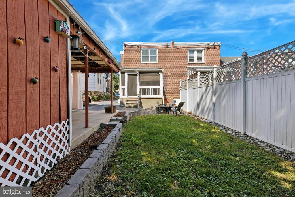 358 LAKEVIEW AVENUE