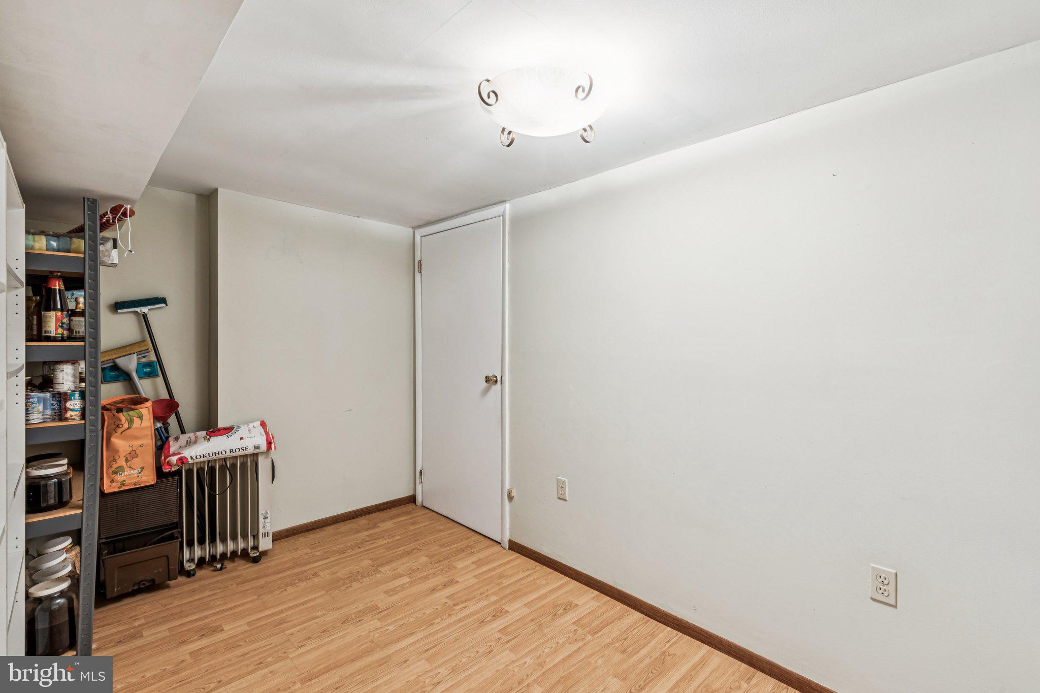 2613 SUNSET BOULEVARD