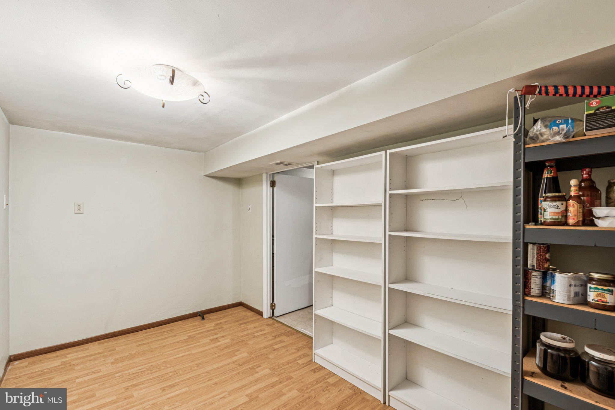 2613 SUNSET BOULEVARD