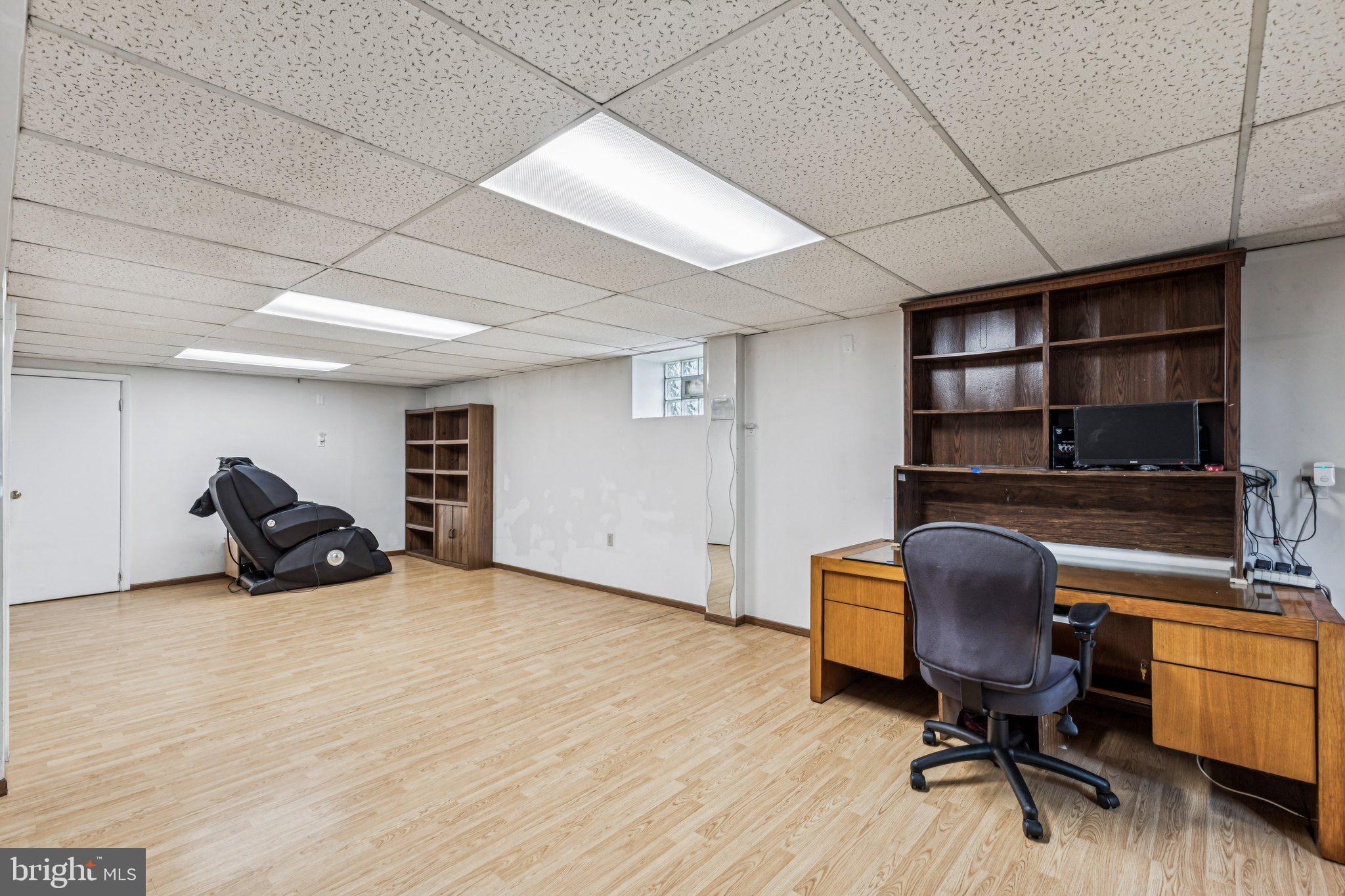 2613 SUNSET BOULEVARD