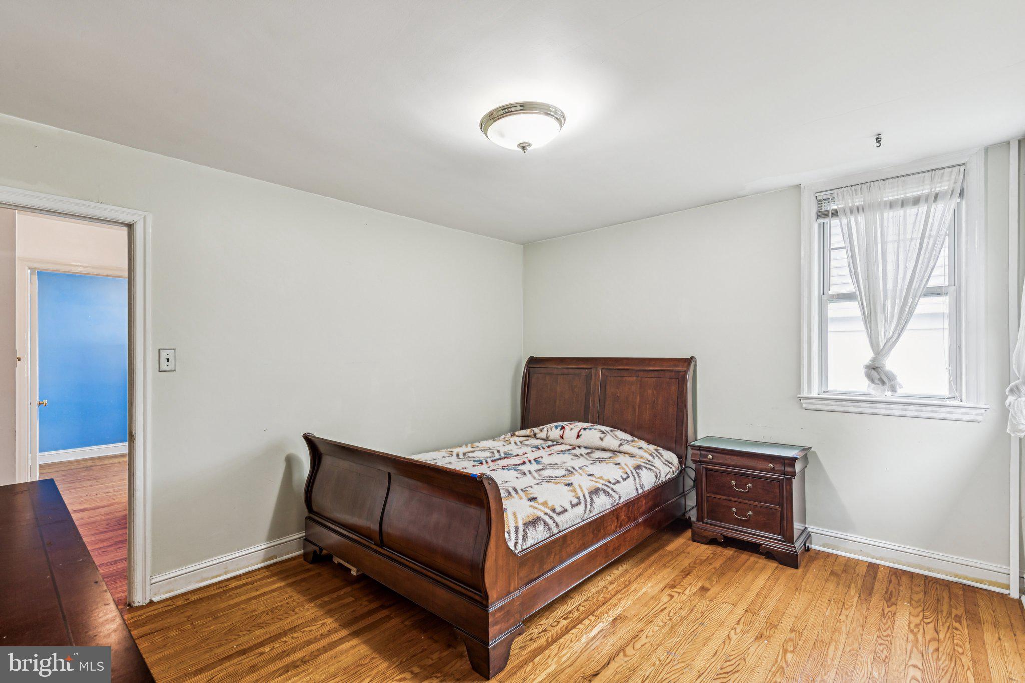 2613 SUNSET BOULEVARD