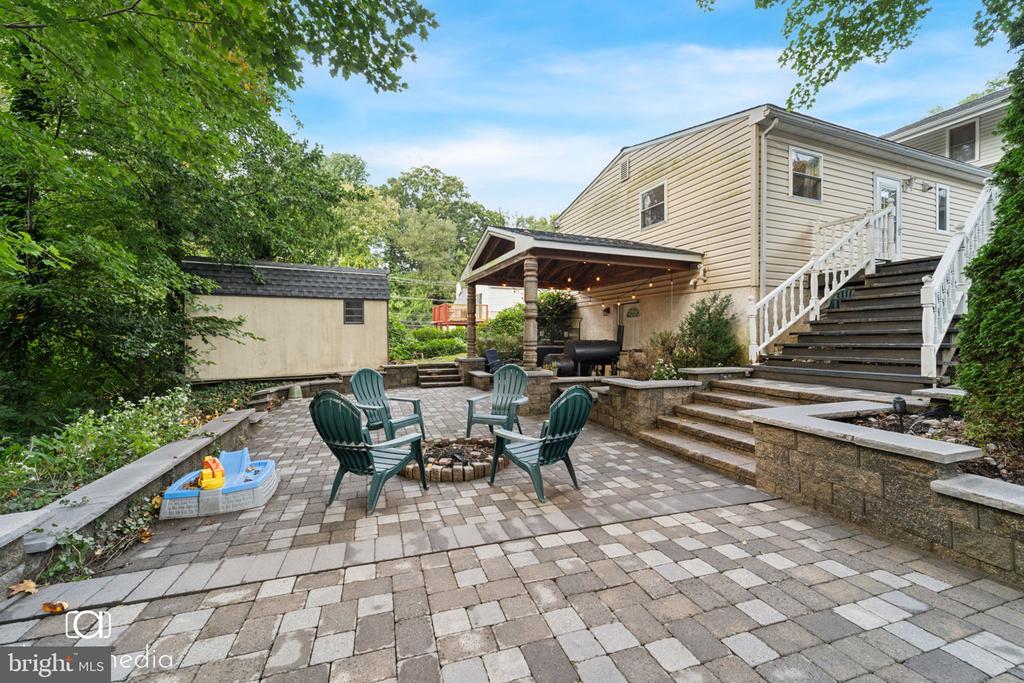 1361 VALLEY ROAD
