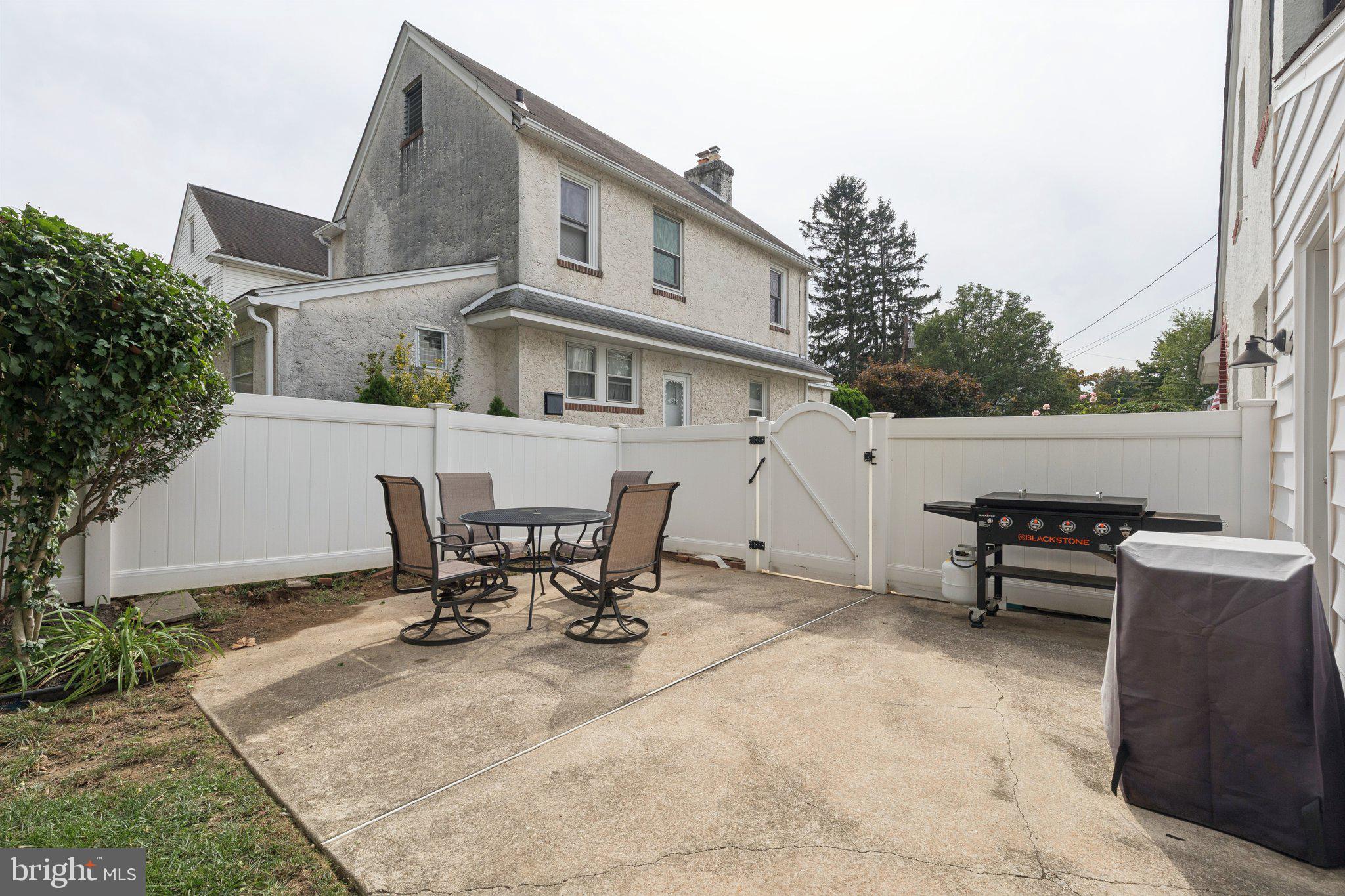 2423 HOLLIS ROAD