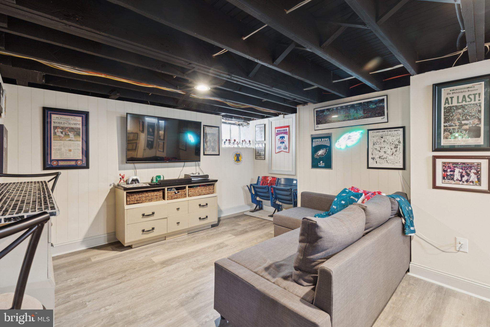 2423 HOLLIS ROAD