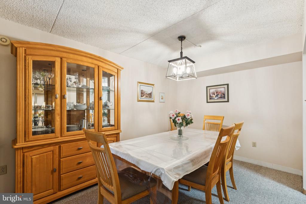800 AVONDALE ROAD 6C