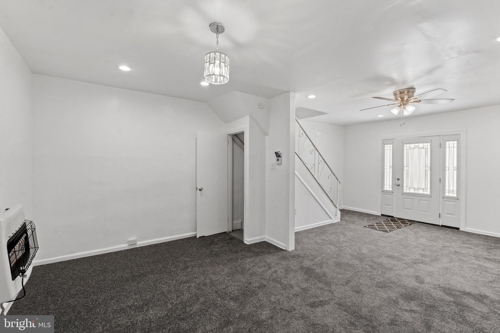323 BERBRO STREET