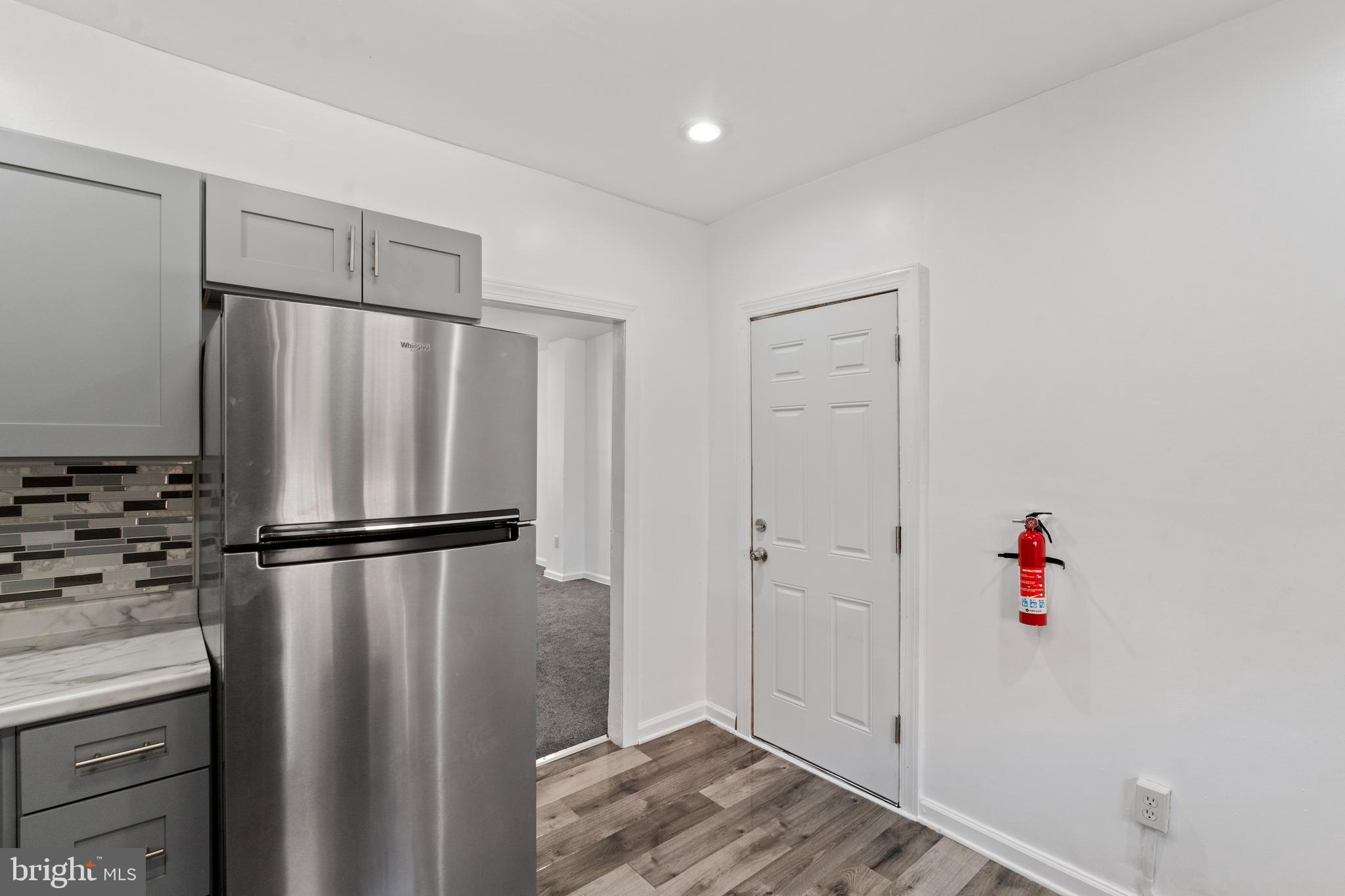 323 BERBRO STREET