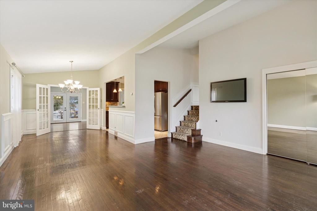 415 MILFORD ROAD