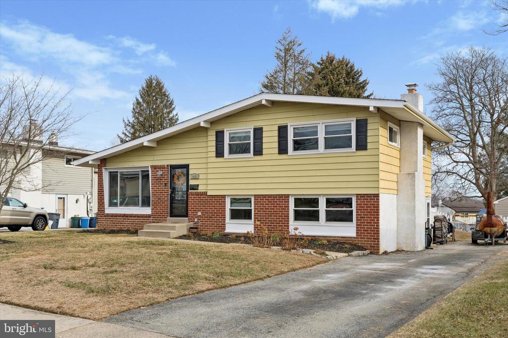415 MILFORD ROAD