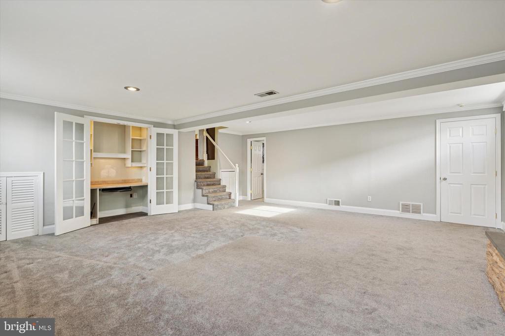 415 MILFORD ROAD