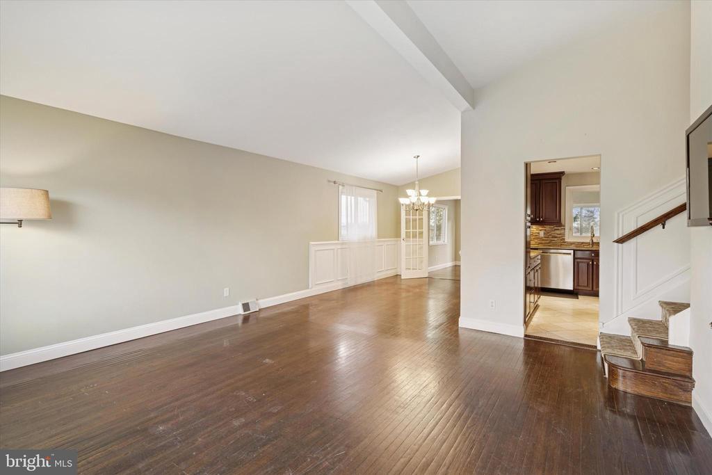 415 MILFORD ROAD