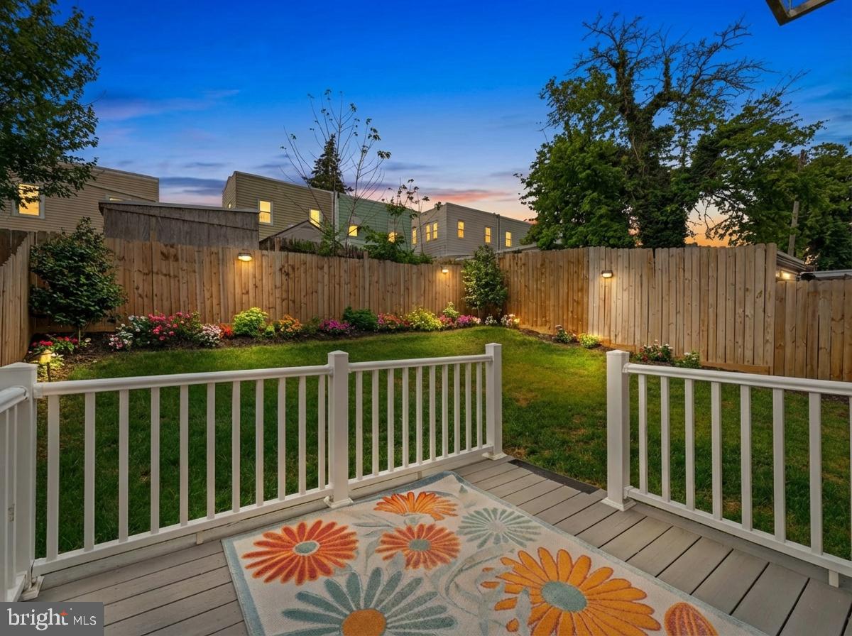 1214 ROOSEVELT DRIVE