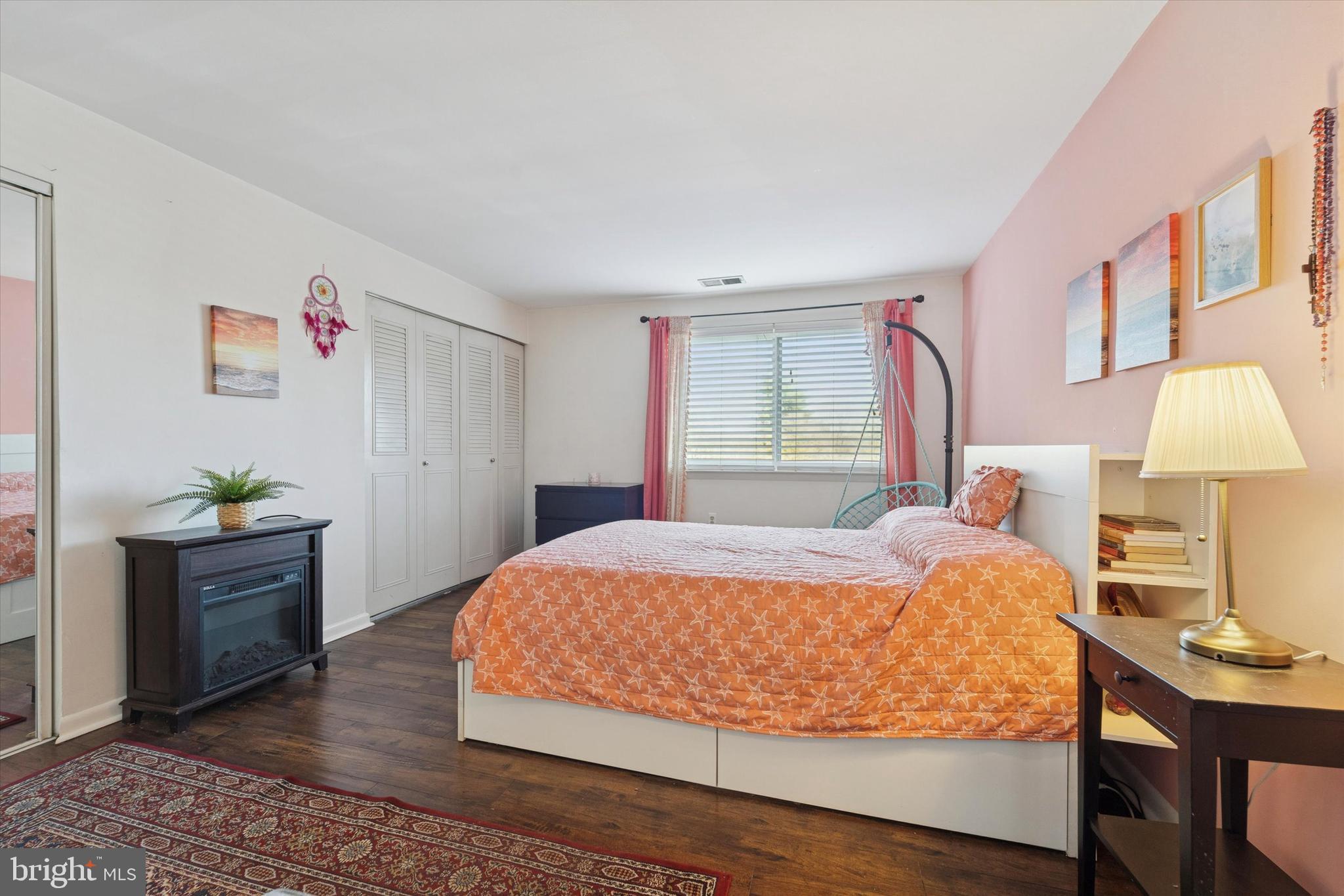 501 N PROVIDENCE ROAD 411