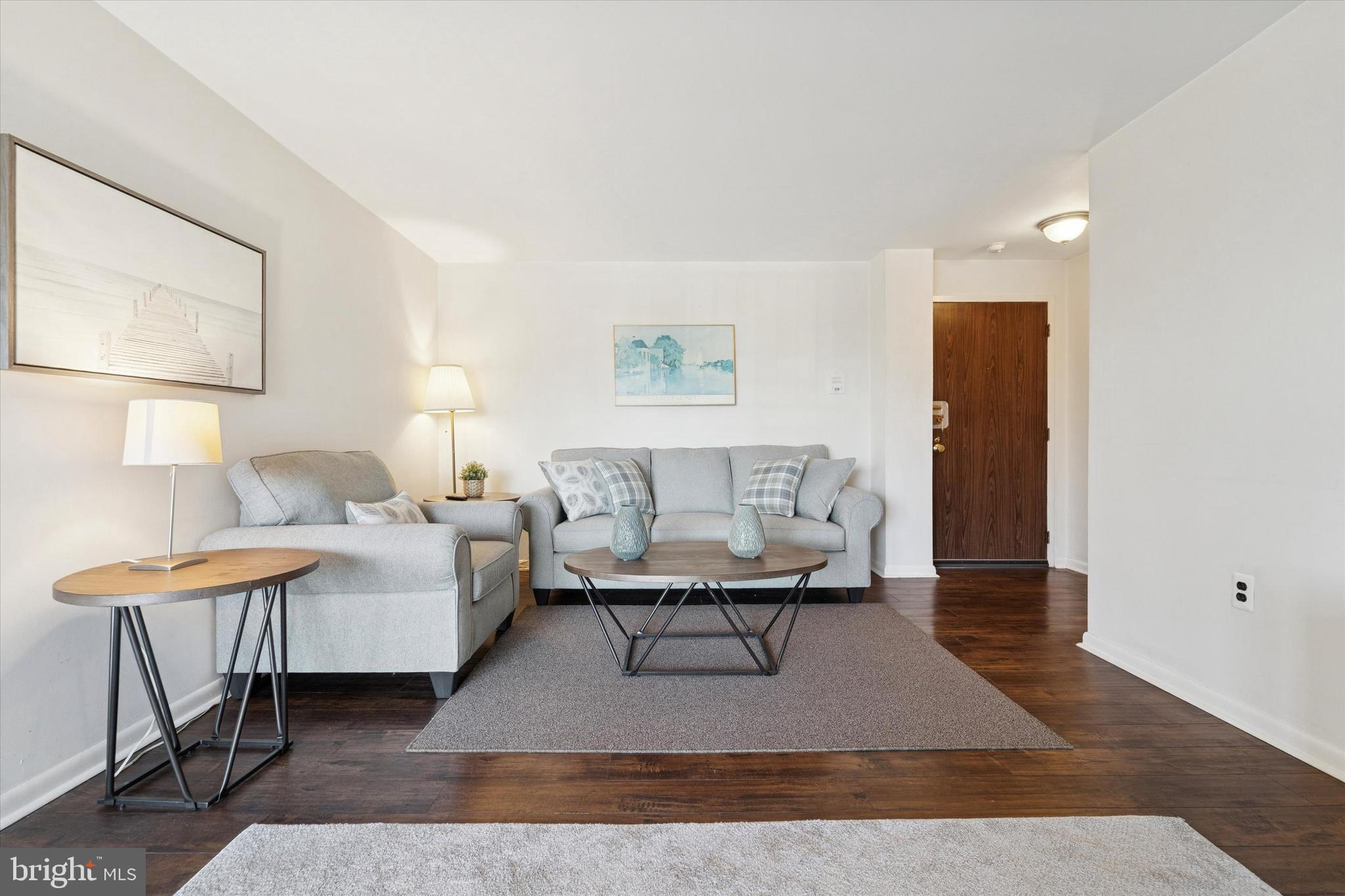 501 N PROVIDENCE ROAD 411