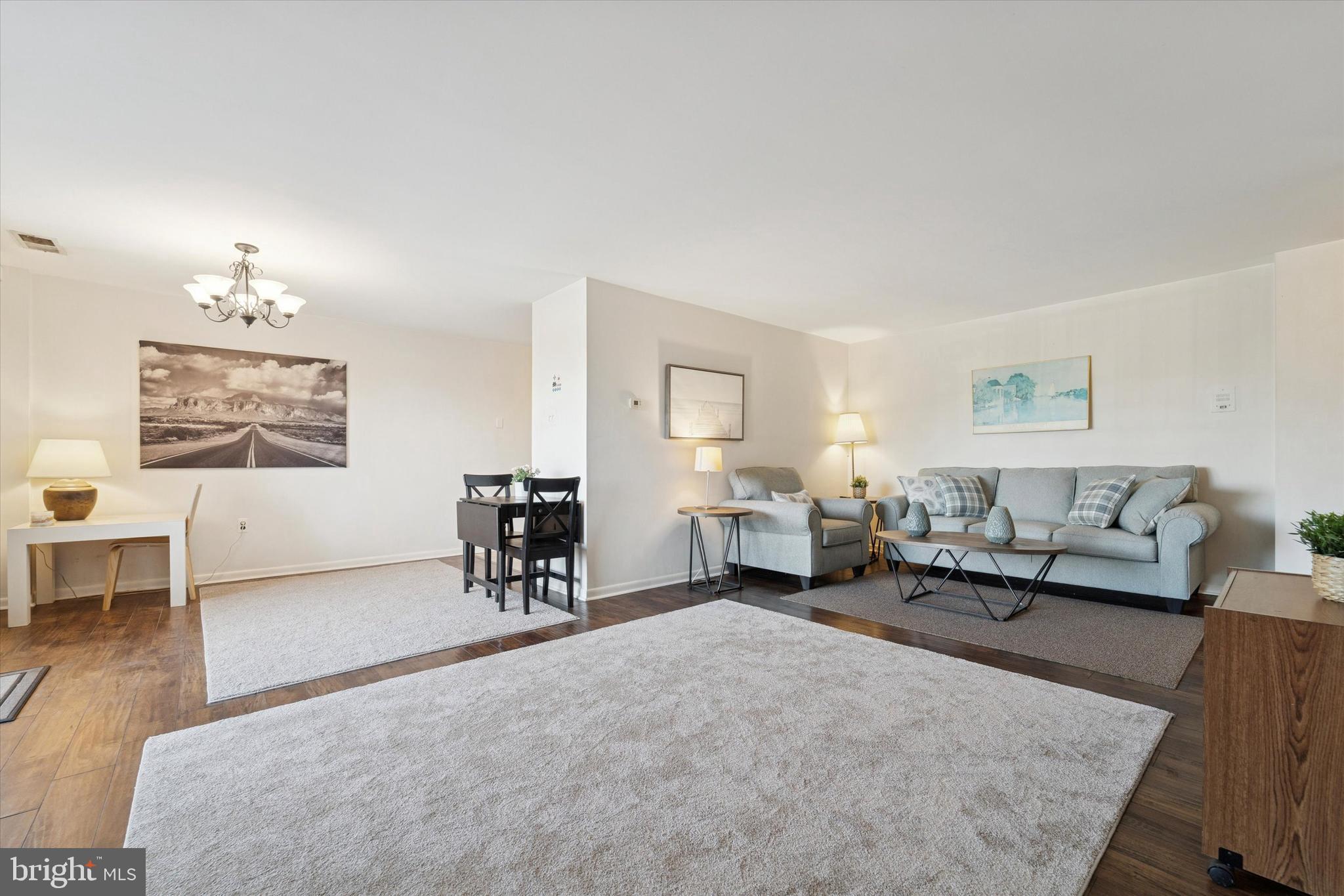 501 N PROVIDENCE ROAD 411