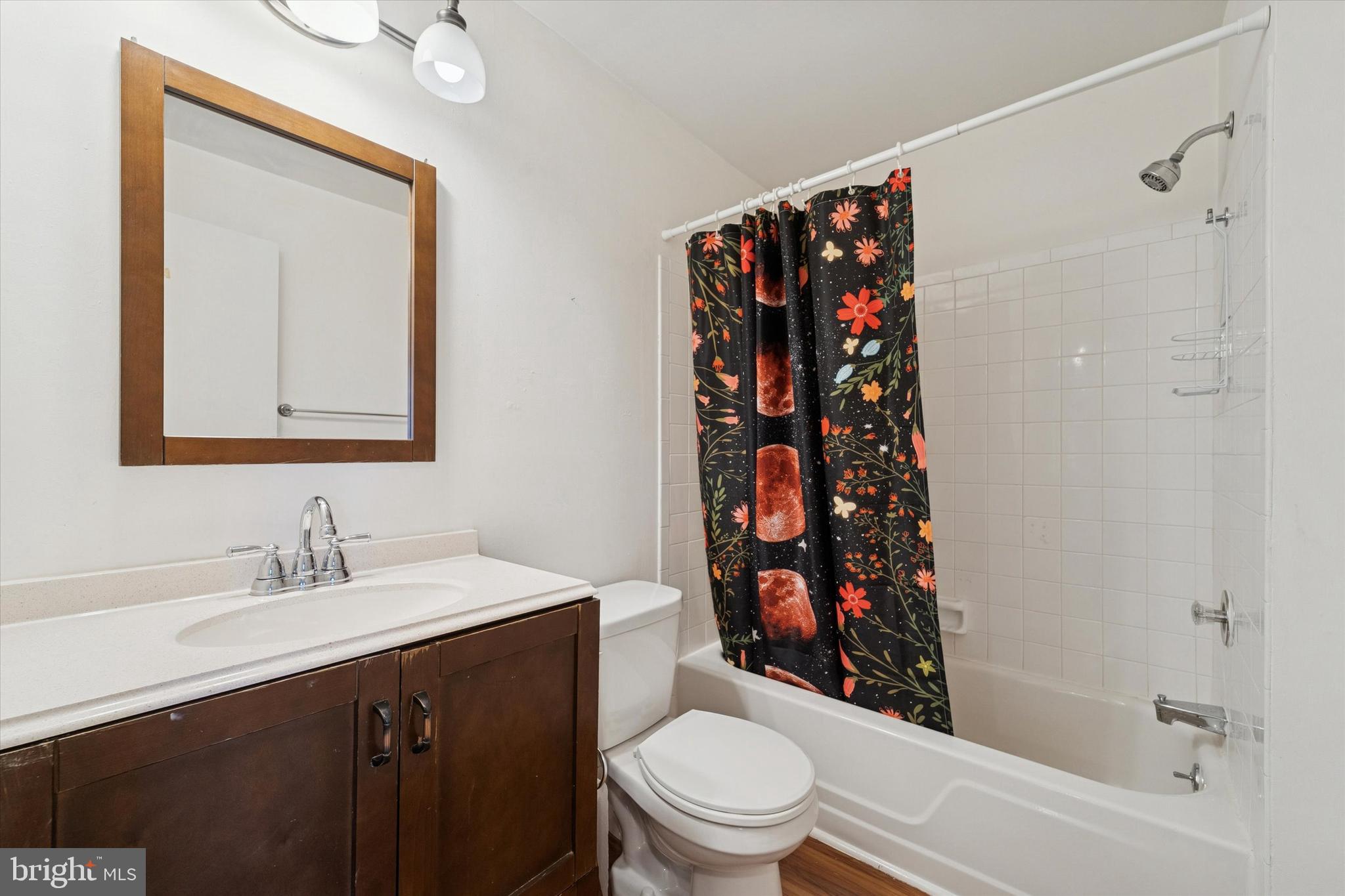 501 N PROVIDENCE ROAD 411